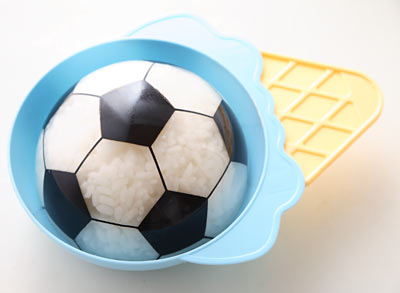 サッカー(ワールドカップ)のお弁当 - 今週の特集 20100627okosama_1152.jpg