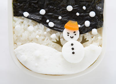 海苔弁で雪景色弁当