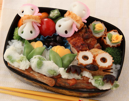 新春のお弁当 蒲鉾の蝶 かまぼこ 飾り切り