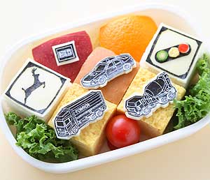 のりのりトミカ弁当