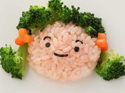 おにぎりを変身させる！アフロな女の子