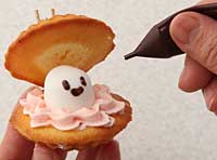 マドレーヌで人魚姫と真珠貝